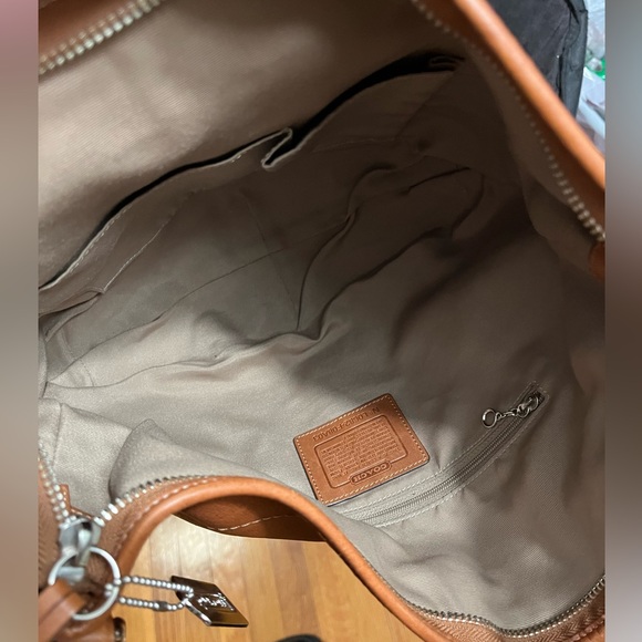 Coach Soho Dark Saddle Brown Distressed Leather Hobo Shoulder Bag - Picture 8 of 10